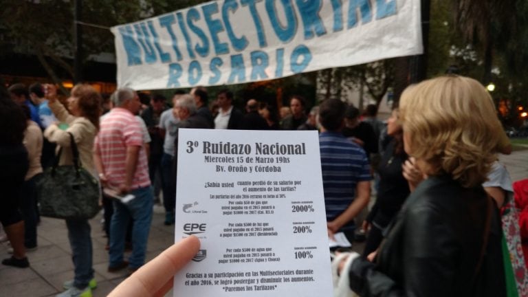 Ruidazo contra el tarifazo en Rosario (15 de marzo)