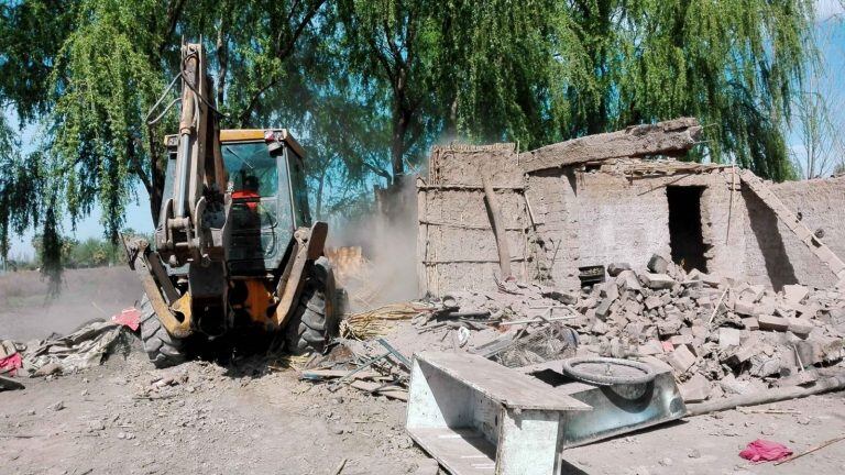 Todas las casas que forman parte de las villas son destruidas para que no vuelvan a ser habitadas.