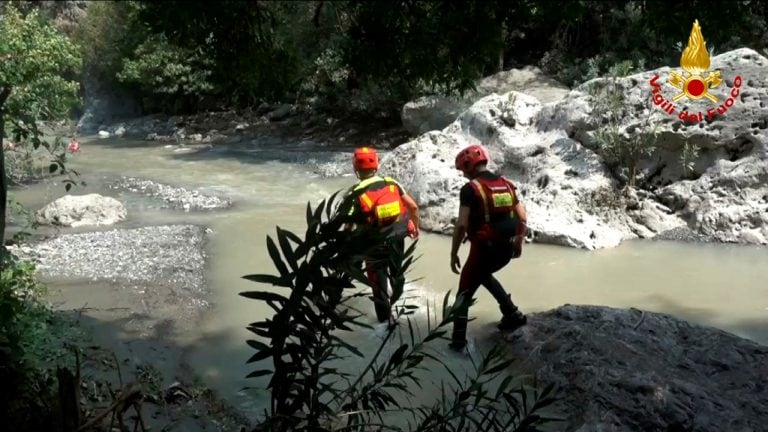 (Vigili del Fuoco via AP)