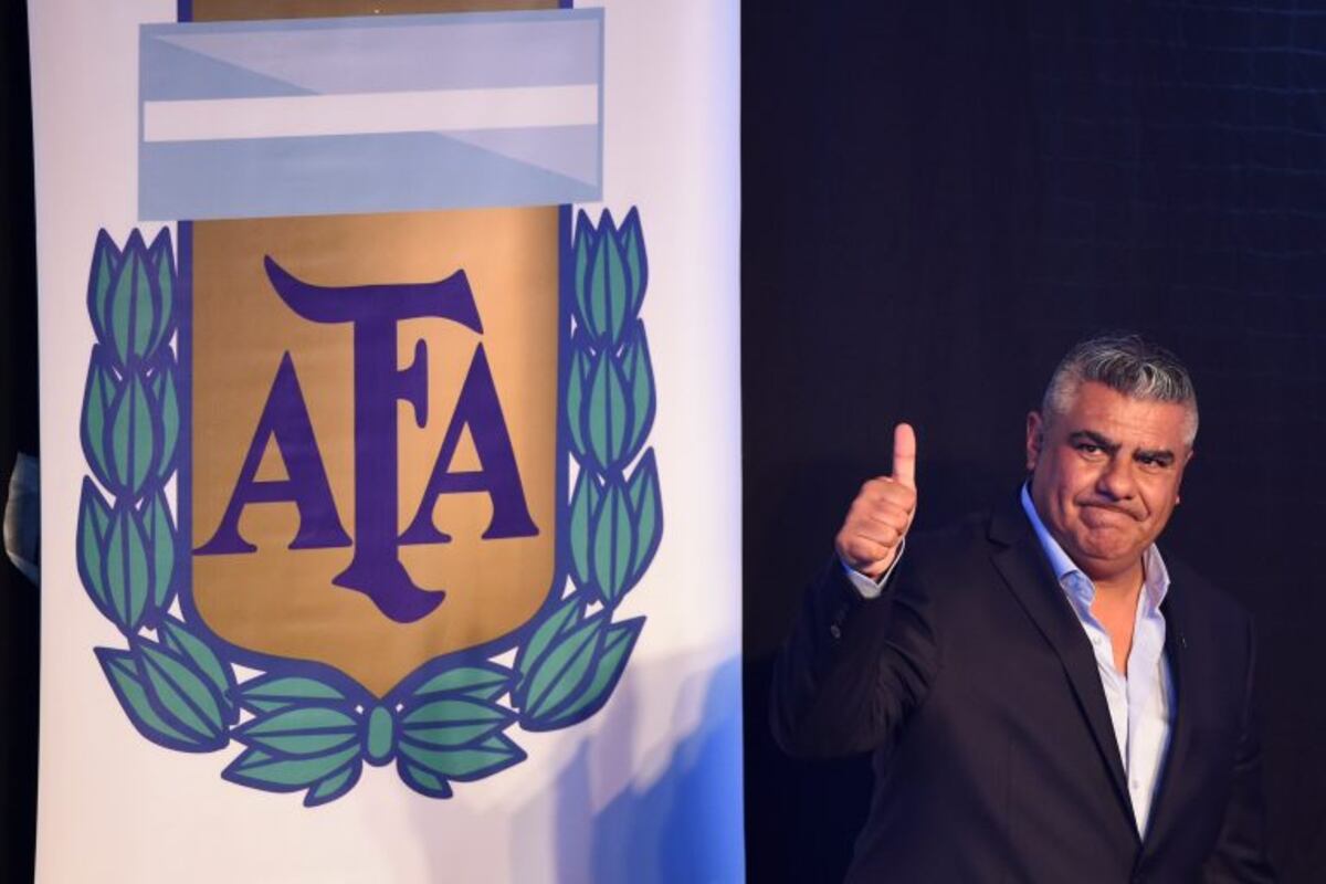 Jorge Lanata reveló viajes de "Chiqui" Tapia en aviones privados y con modelos: "No parecen de trabajo"