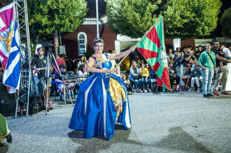 “Presentadora del Circo” Mariela Benítez de Piquillín.