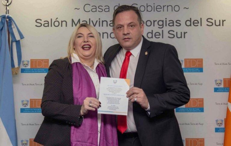 Gobernadora Rosana Bertone  Secretario de seguridad Javier Eposto