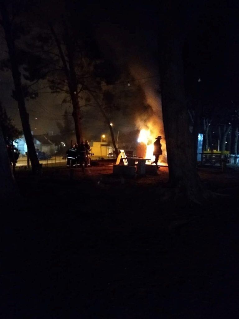 Incendio de un carrito de comidas