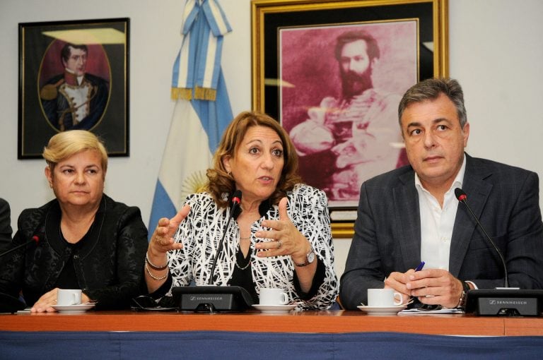 Intendentes de Santa Fe se reunieron con legisladores nacionales por el impacto que tendrán los recortes del presupuesto 2019.