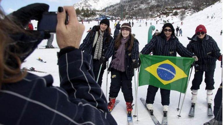 Aseguran que 21 mil plazas hoteleras están cubiertas en Bariloche (web).