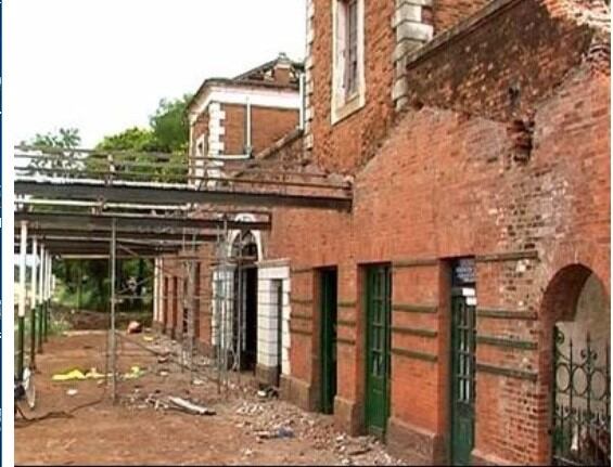 La vieja estación donde llegaba "El Gran Capitán" desde Chacarita en Capital Federal, en plena demolición diez años atrás. (MisionesOnline)