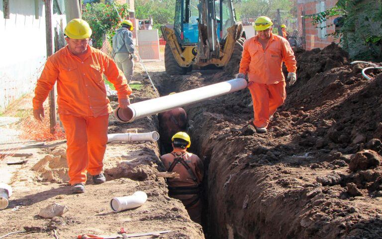 Pese a los recortes por la crisis, ratifican el Plan 100% Cloacas (Municipalidad de Rosario)