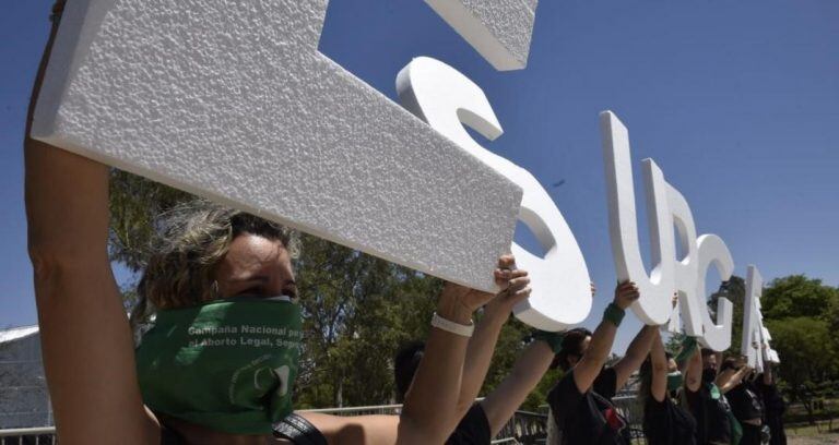 Intervención por el aborto legal en Córdoba (Ramiro Pereyra)