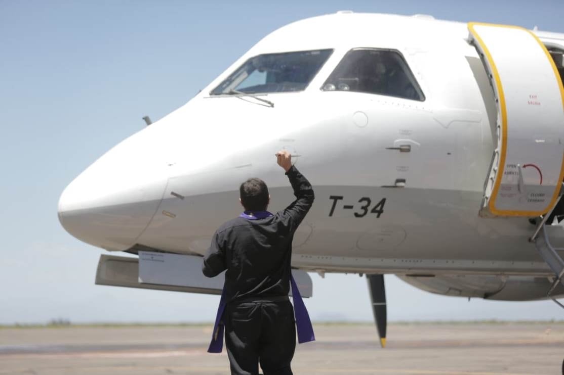 Bautismo. Por pimera vez Malargüe tiene un vuelo comercial.