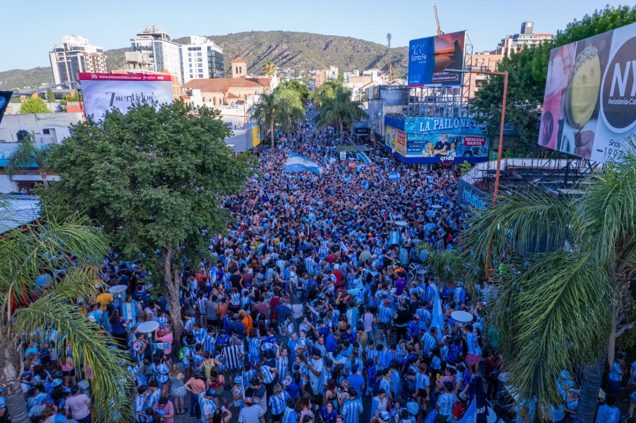 Festejos por el mundial en Carlos Paz