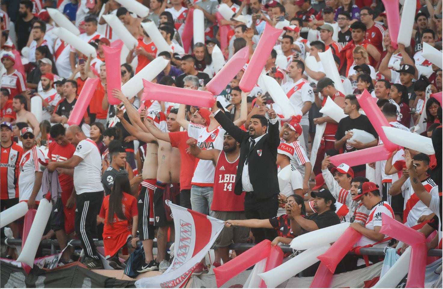 Más de 15 mil hinchas de River estarán en Malvinas en el duelo ante Godoy Cruz