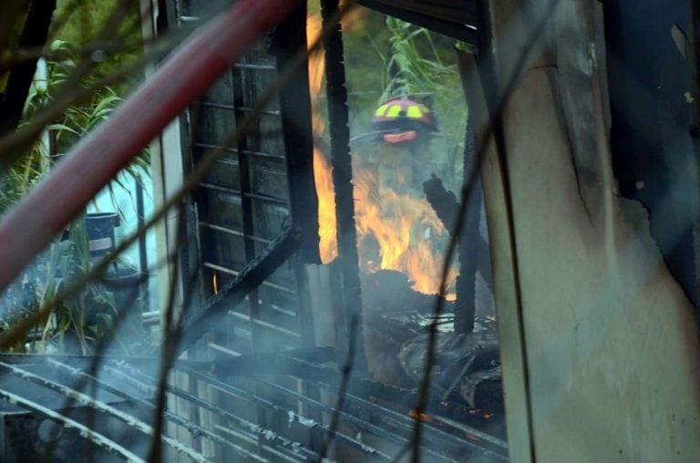 El incendio se cobró dos vidas. Fotos El Patagónico