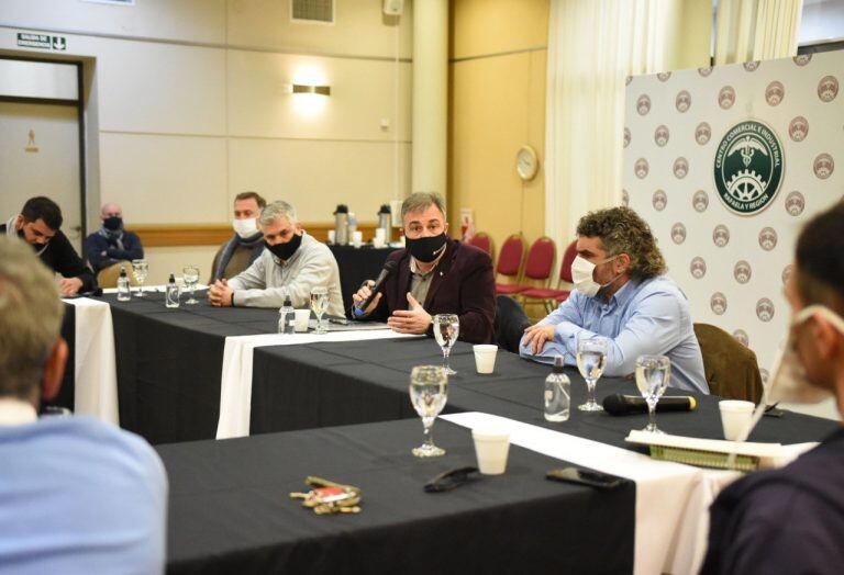 Mauricio Caussi en la reunión del Consejo Económico, Social y Sanitario