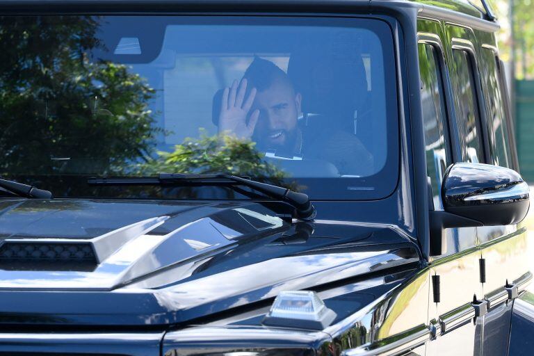 Arturo Vidal dijo presente en el entrenamiento de Barelona. (AFP)