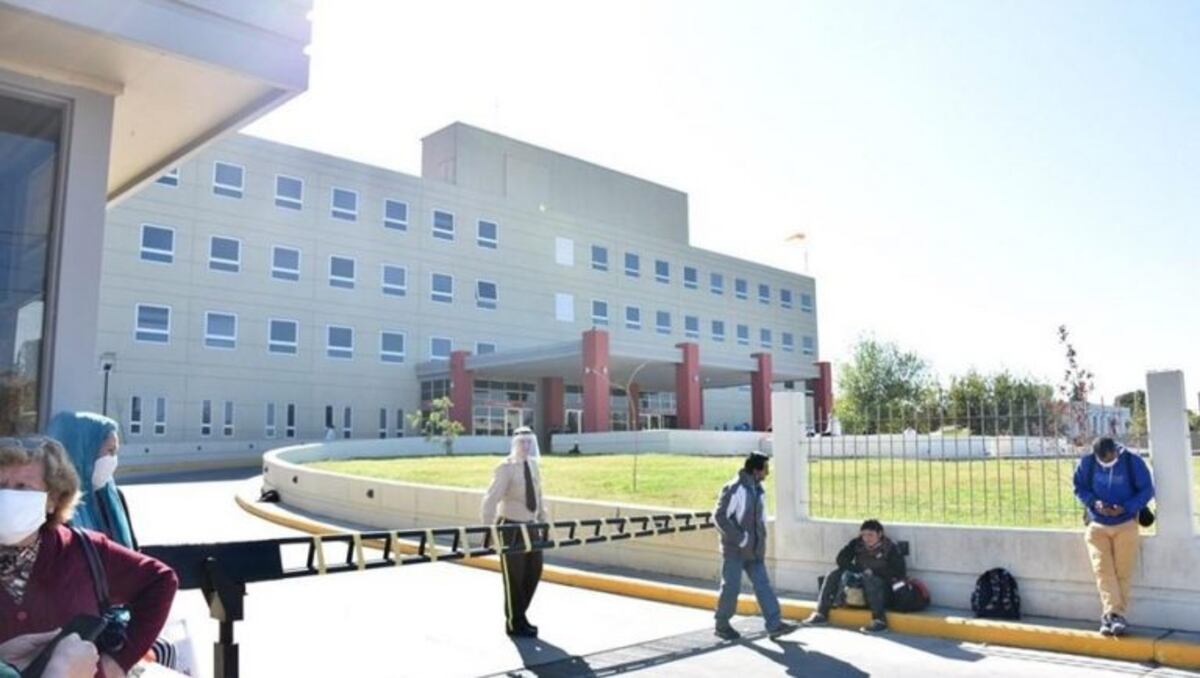 Almagro: un hombre acuchilló a su pareja y después se arrojó al vacío desde un piso 11