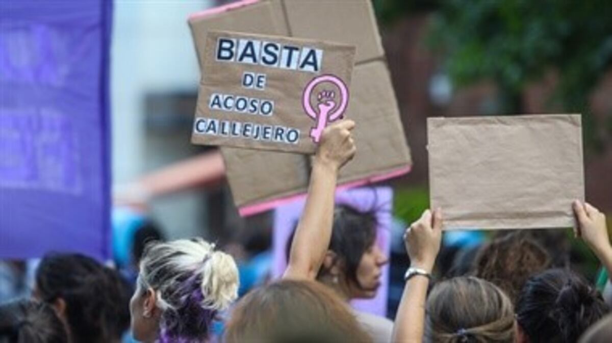 Rosario promueve la utilización de la App para denunciar el acoso ...