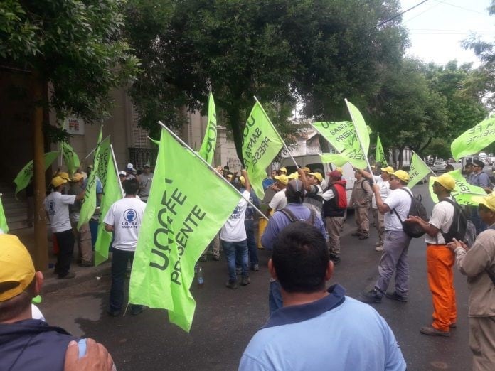 Reclamo de la UOCRA por salarios atrasados en la obra del Acueducto Desvío Arijón (Sin Mordaza)