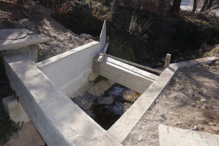 Avanza la obra de cloacas en barrio La Quinta de Carlos Paz