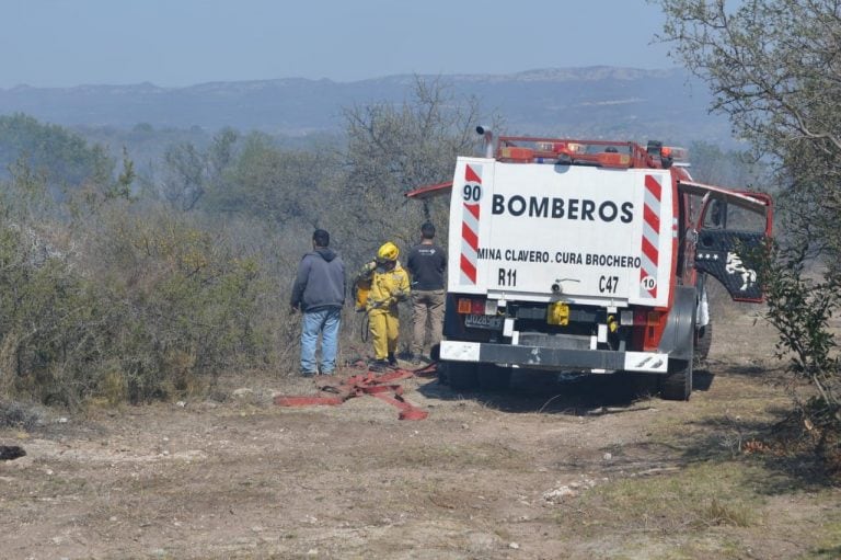 Incendio en el camino de Los Artesanos