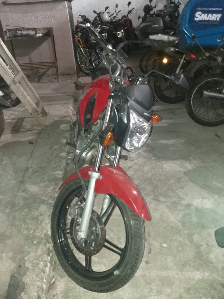 La moto que colisionó con una Estanciera en la esquina de Italia y Cerrito en un siniestro que tivo saldo fatal. (Min. Seguridad)