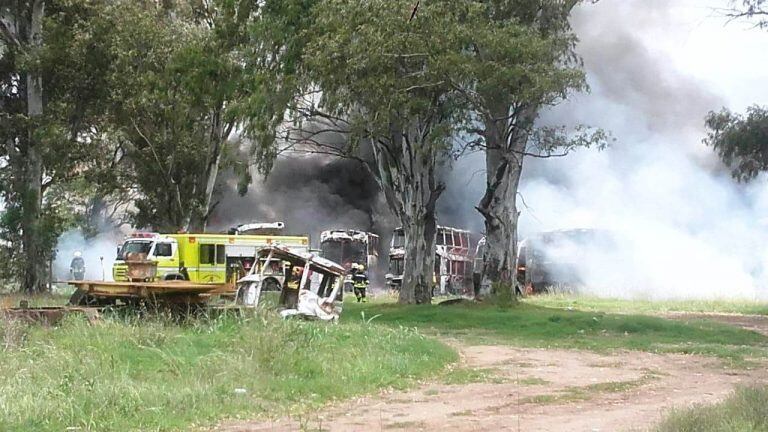 Volvió a incendiarse un depósito de Monticas, ahora en Venado Tuerto (Venado 24)