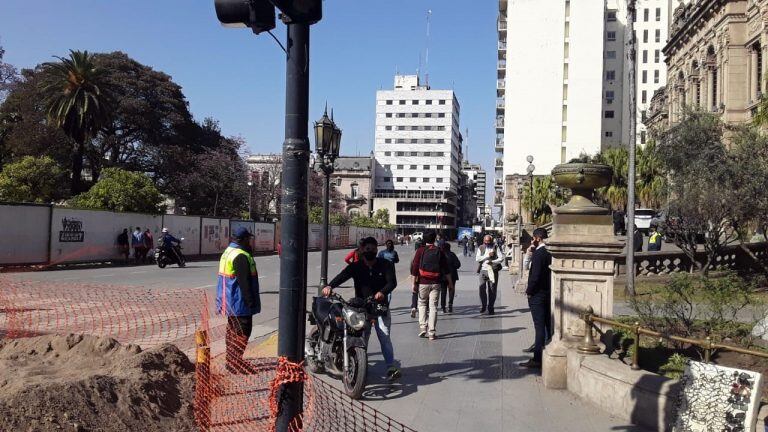 Transportistas de larga distancia liberaron los alrededores de Plaza Independencia.