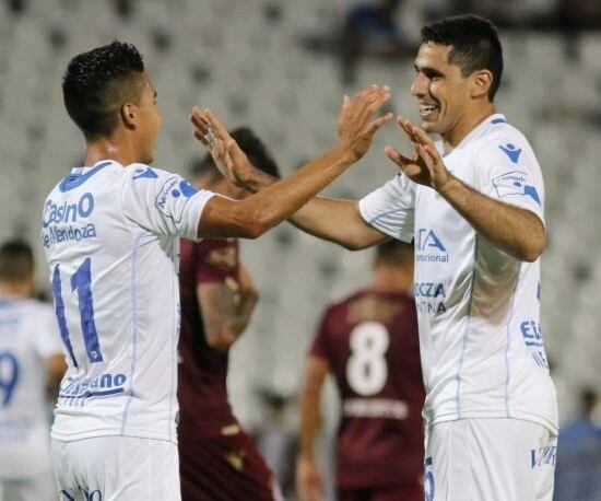 Todo Godoy Cruz festejó el triunfo que lo hace soñar con la participación en una de las Copas a nivel sudamericano.