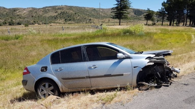 accidente automovilístico en el cruce que divide las rutas 72 y 259 con importantes daños materiales.