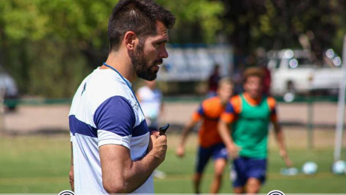 Huracán LH presentó a Matías Minich como el nuevo técnico