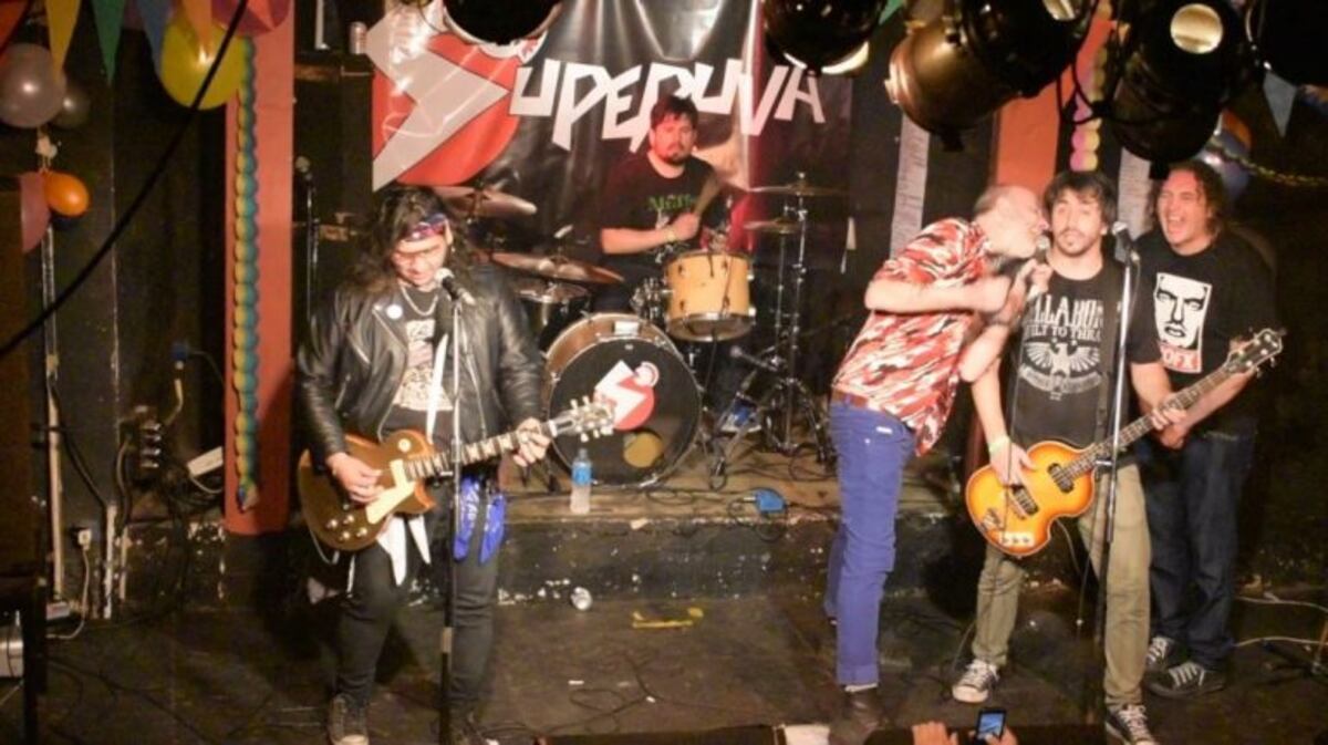 Habló uno de los músicos de Superuva: "Fue una agresión directa"