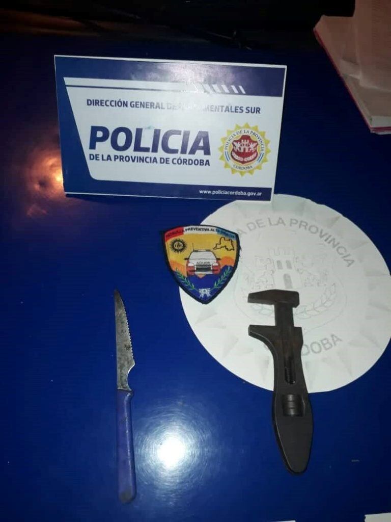 Elementos secuestrados del joven de 21 años que intento robar en una vivienda.