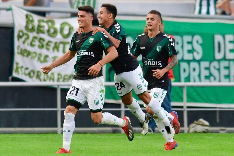 Banfield repuntó ante Godoy Cruz en Mendoza. Foto: TNT sports.