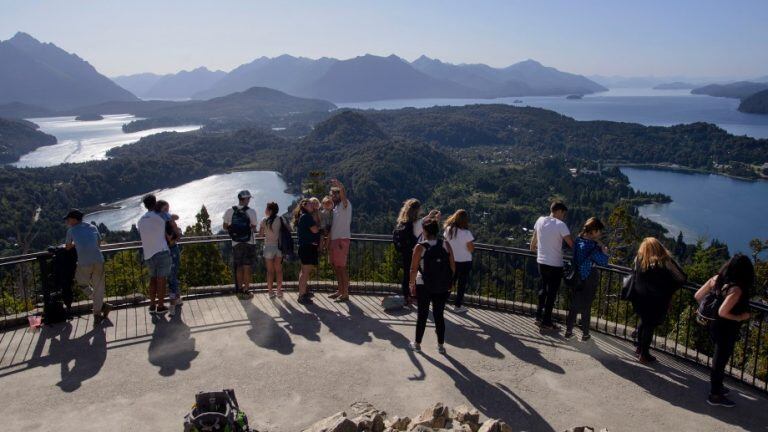 Gustavo Gennuso contó cómo será la reapertura al turismo el próximo viernes en Bariloche