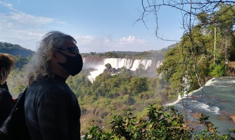 Lo vecinos ya disfrutan de las Cataratas.