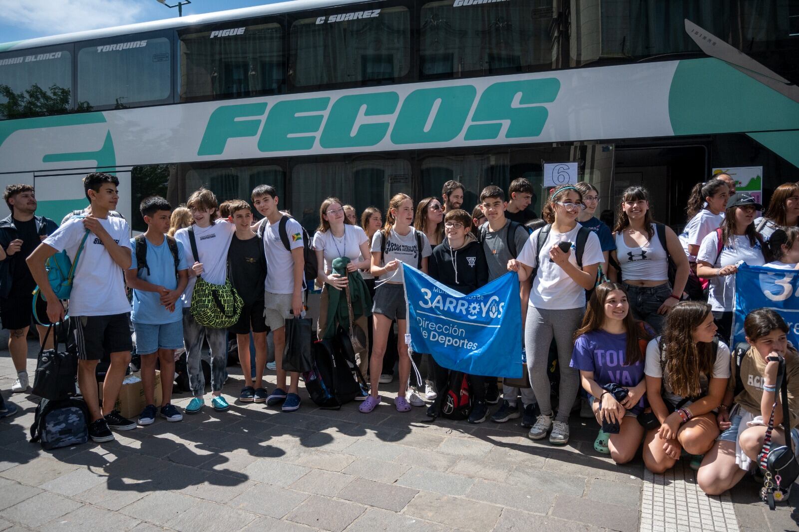 Partieron rumbo a Mar del Plata los 120 representantes de Tres Arroyos en la final de los Juegos Bonaerenses