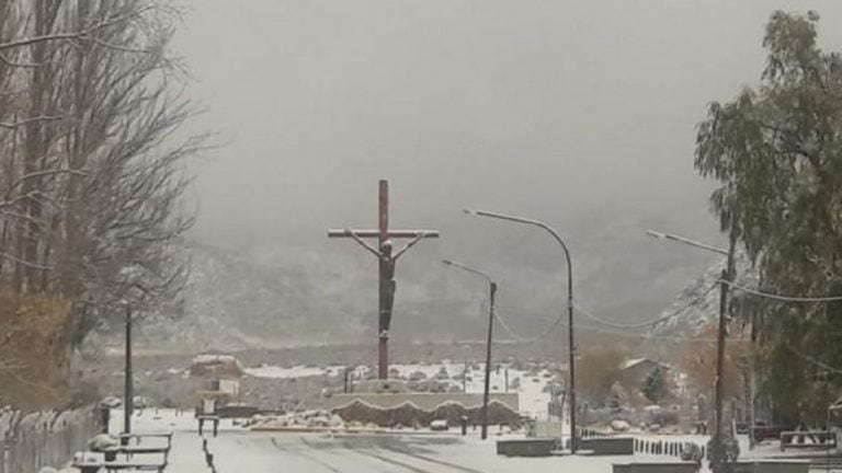 Así quedó el Manzano Histórico tras la nevada.