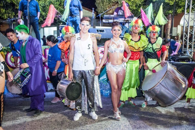 ​“Estrellas del Circo” Marianella Bravo y Braian Guerra de Piquillín.