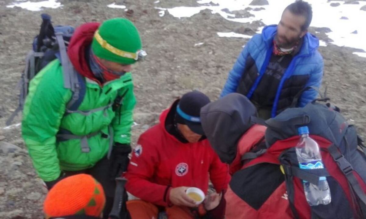 Rescataron a dos andinistas de Buenos Aires en un cerro mendocino