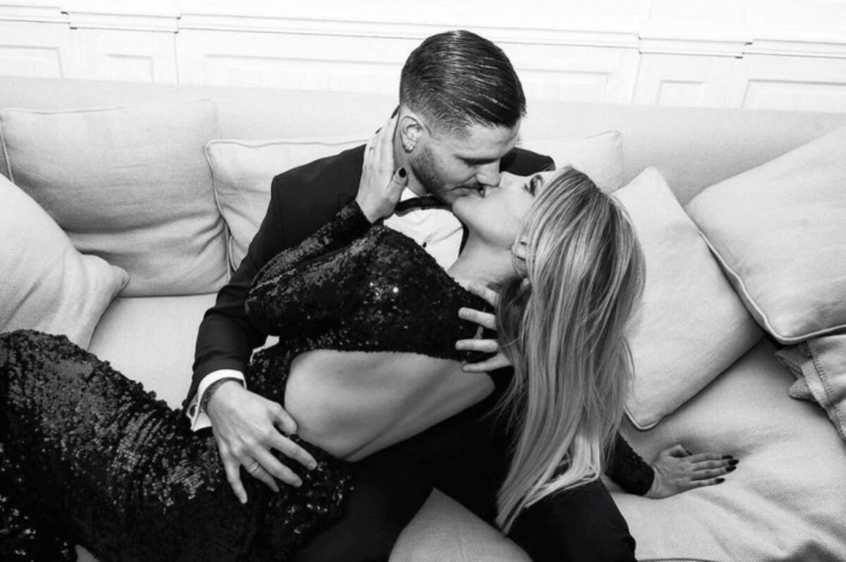 Wanda Nara bailó "Bombón asesino" muy sensual con Mauro Icardi