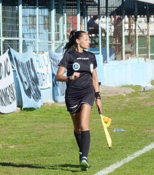 Mariana De Almeida estará en el cuerpo arbitral el domingo. 