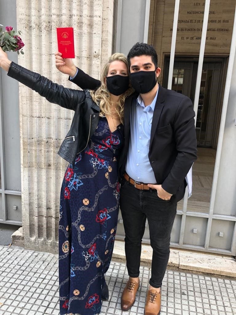 Federico y Evelyn, felices recién casados.