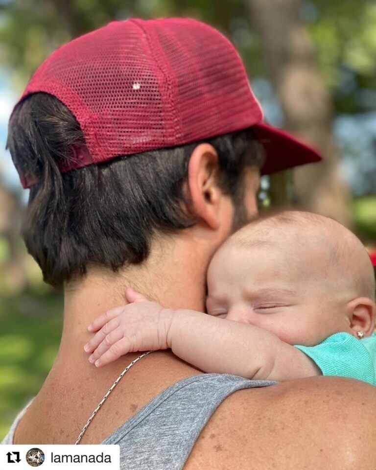 Eugenia Tobal se enojó con una seguidora que cuestionó su maternindad