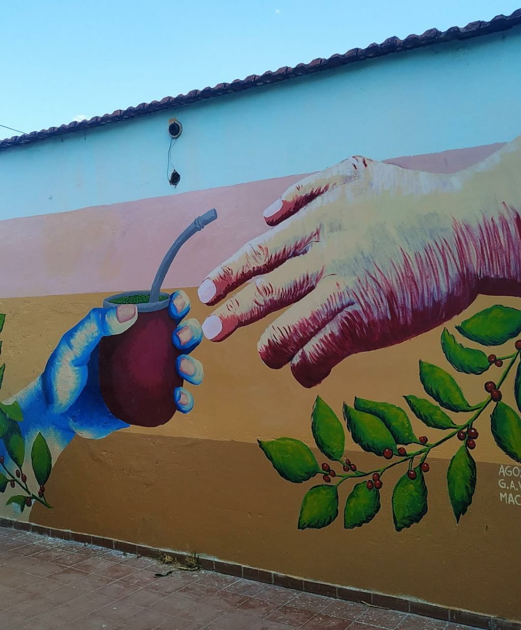 Las obras fueron realizadas por jóvenes de las zonas seleccionadas, para revalorizar los espacios comunes.