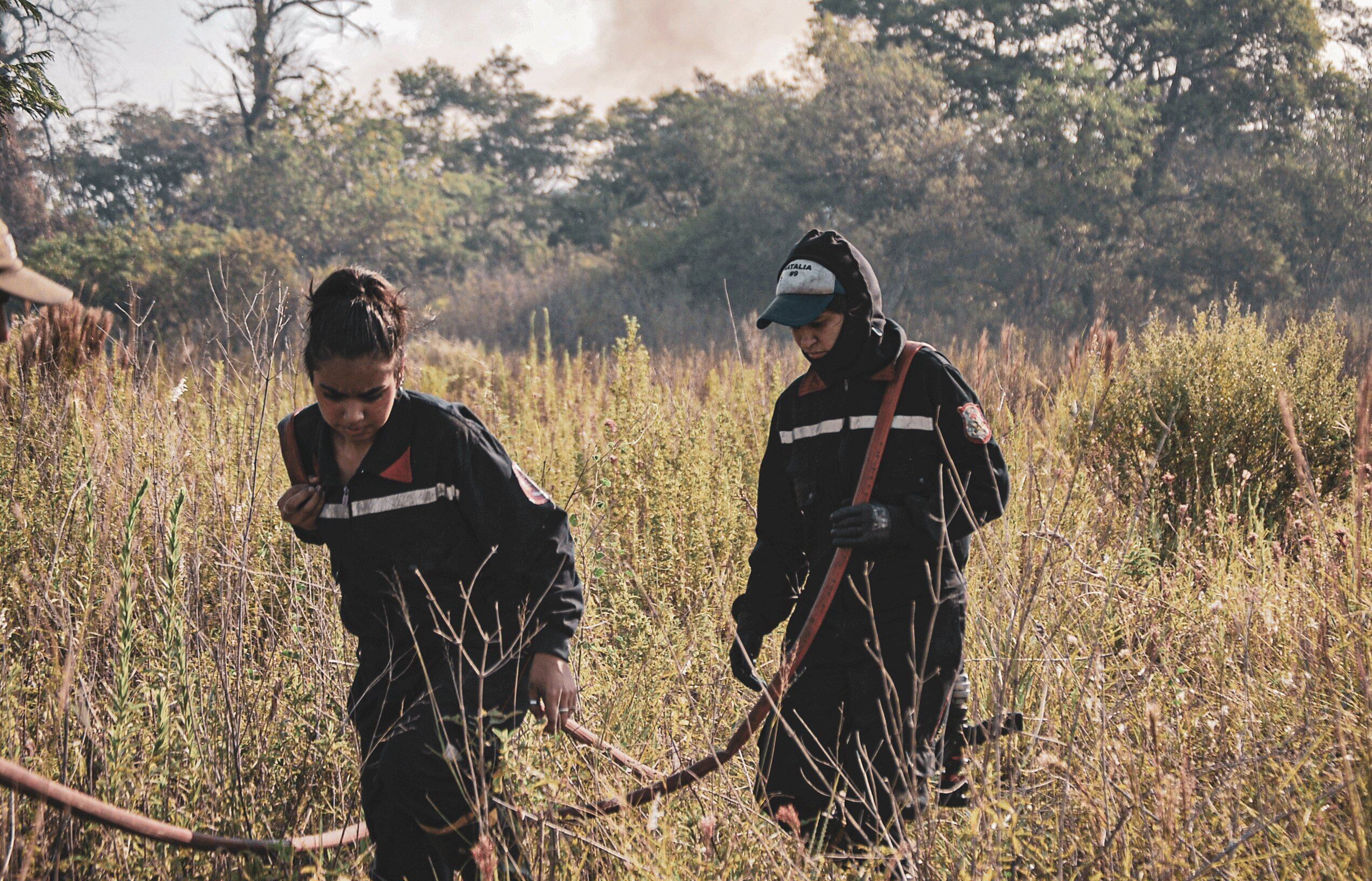 Destacan el trabajo y esfuerzo de los bomberos de Corrientes.