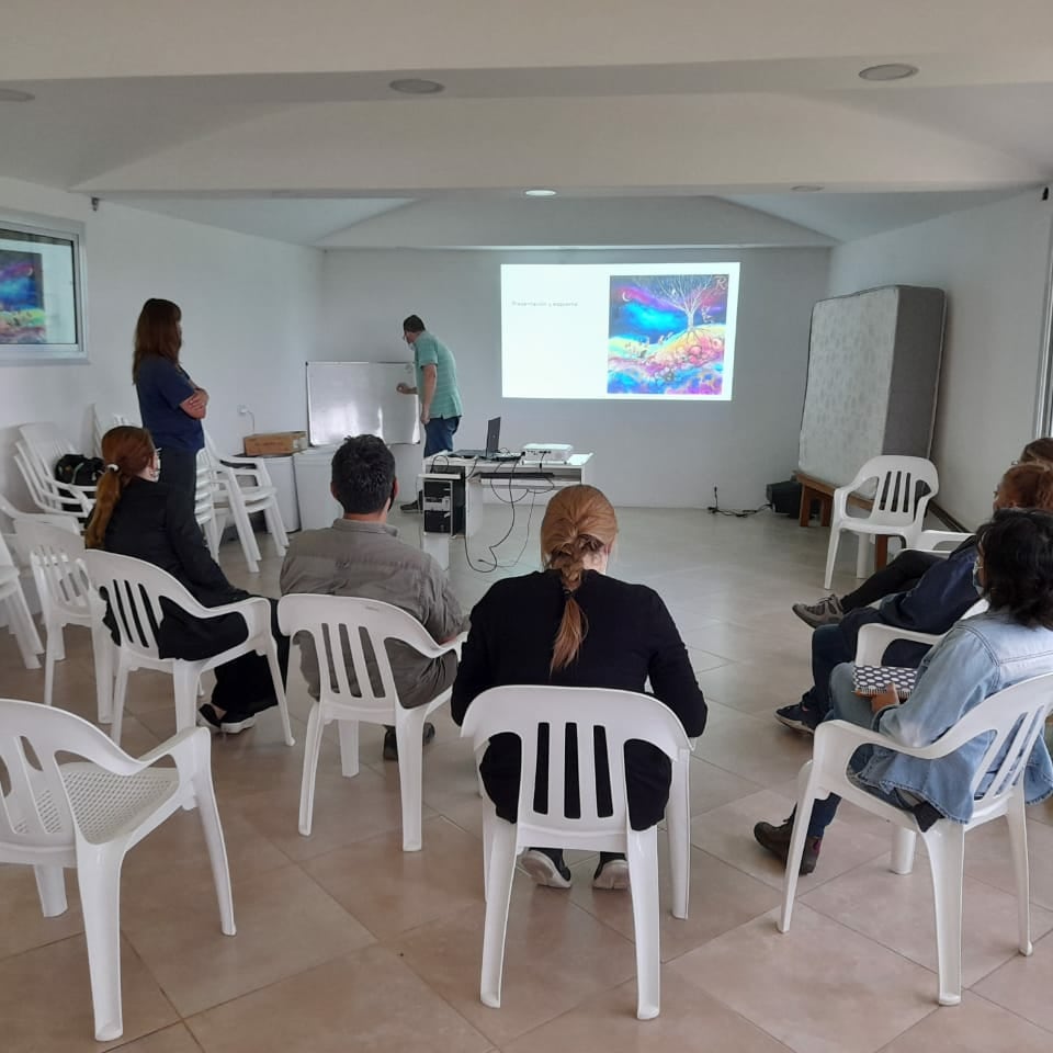 Taller "interno" en Aula Ambiental junto a especialistas del Parque Nacional Quebrada del Condorito.