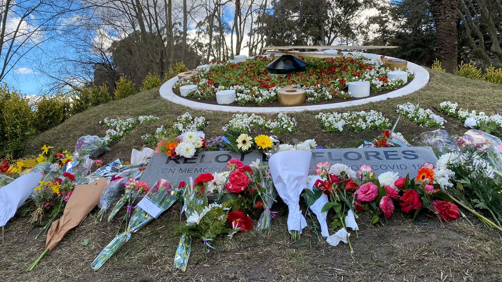 Así fue el homenaje a los fallecidos por coronavirus en Tandil.