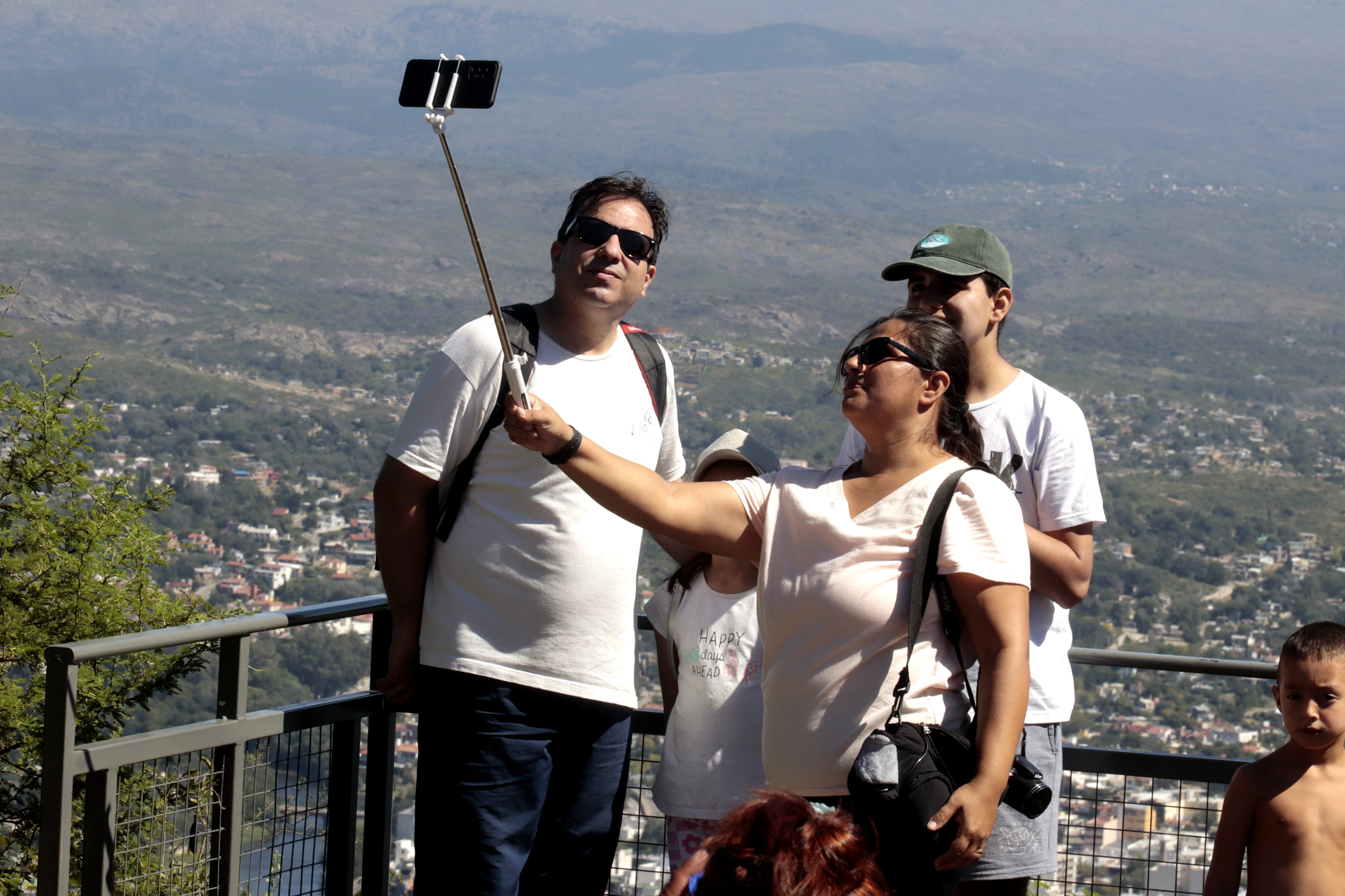 Turismo en Carlos Paz fin de Semana Santa. (La Voz)