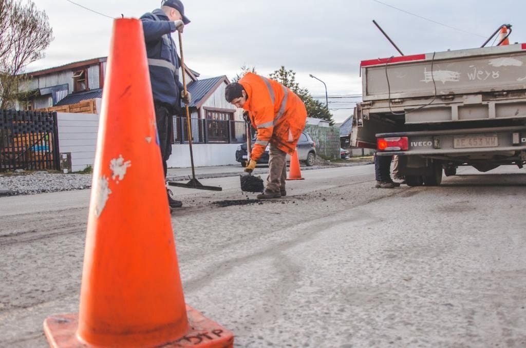 Los trabajos se están realizando de manera simultánea en varios puntos de la ciudad, es por eso que se solicita la colaboración de los vecinos al momento de circular por las zonas de trabajo.