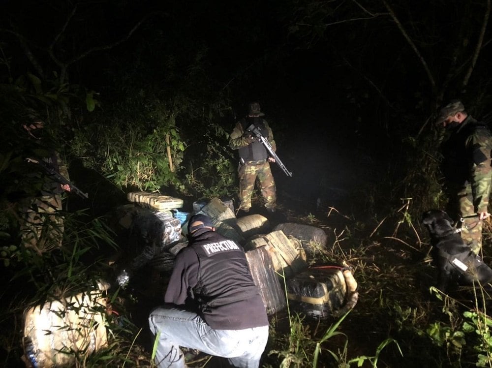 Eldorado: millonaria incautación de marihuana. Prefectura Naval Argentina