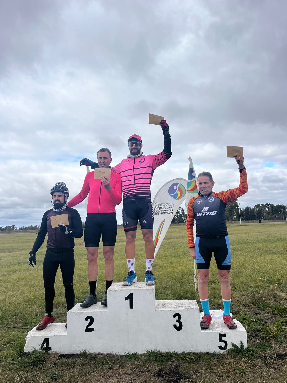 Se llevó a cabo el festival de Ciclismo en la pista municipal